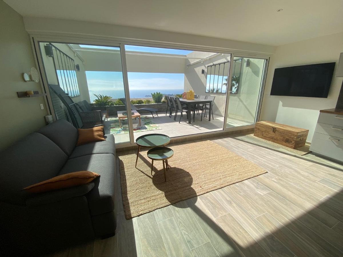 Superbe T2 44M2 - Grande Terrasse Vue Mer Panoramique Exceptionnelle Piscine - Parking Bandol Ngoại thất bức ảnh