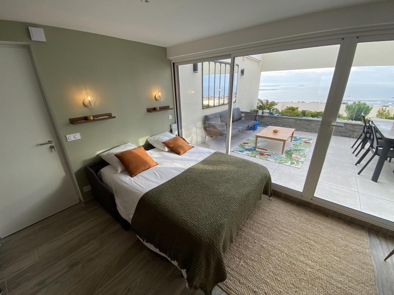 Superbe T2 44M2 - Grande Terrasse Vue Mer Panoramique Exceptionnelle Piscine - Parking Bandol Ngoại thất bức ảnh